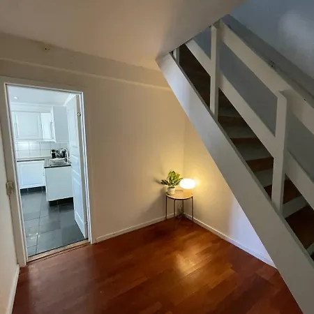 Apartman Fully Furnished With Shared Kitchen And Bathroom4 Koppenhága